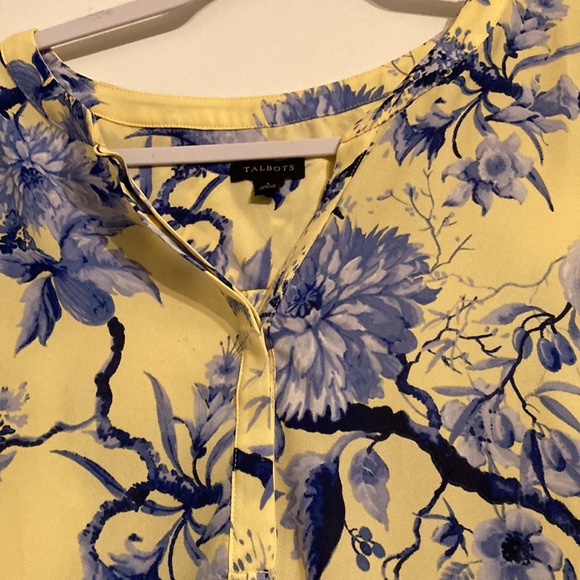 Talbots Floral - Yellow and Blue 3/3 sleeve top - Picture 3 of 8